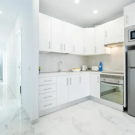 Apartmán 2 Moderno Edificio Emilia *